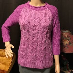 Mossimo sweater  